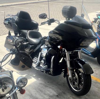 HARLEY-DAVIDSON ROAD GLIDE ULTRA 